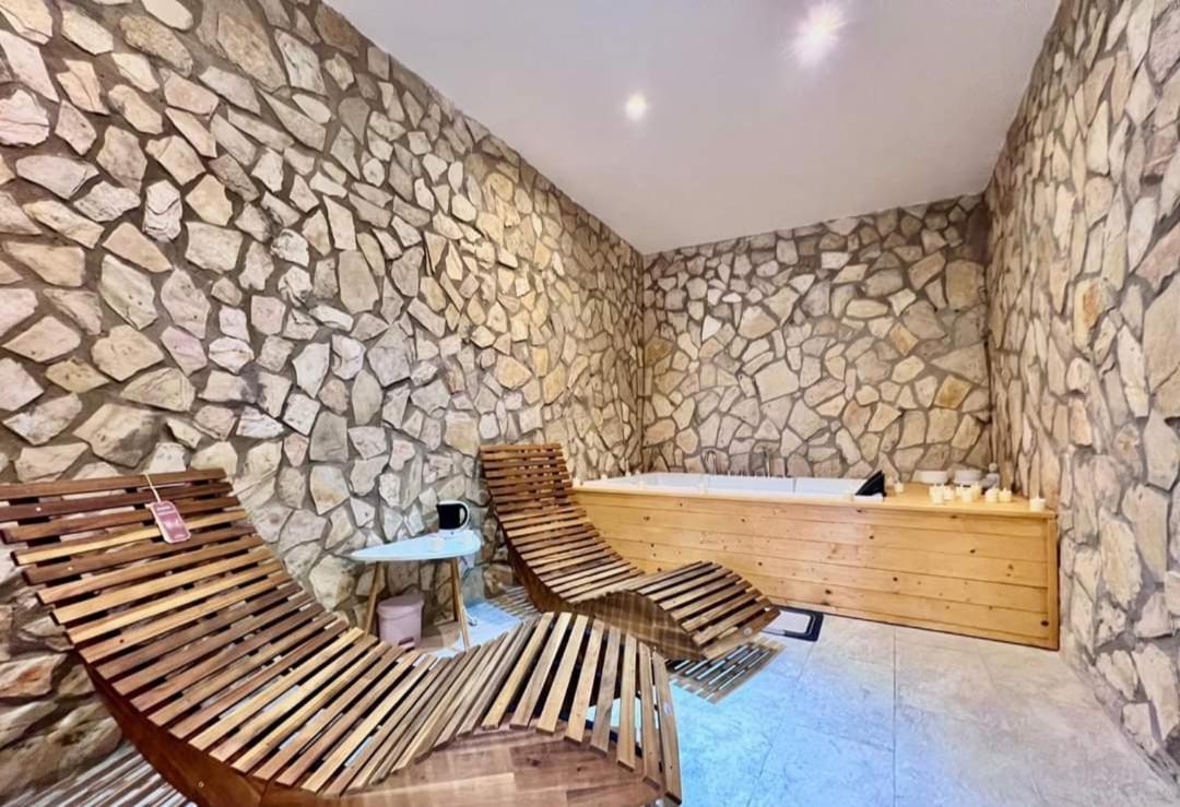 Spa Suite 21 Αουγκούστα Εξωτερικό φωτογραφία